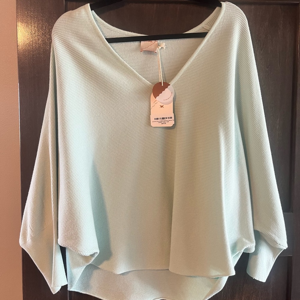 Kerisma Mint Dolman Sleeve top S/M NWT